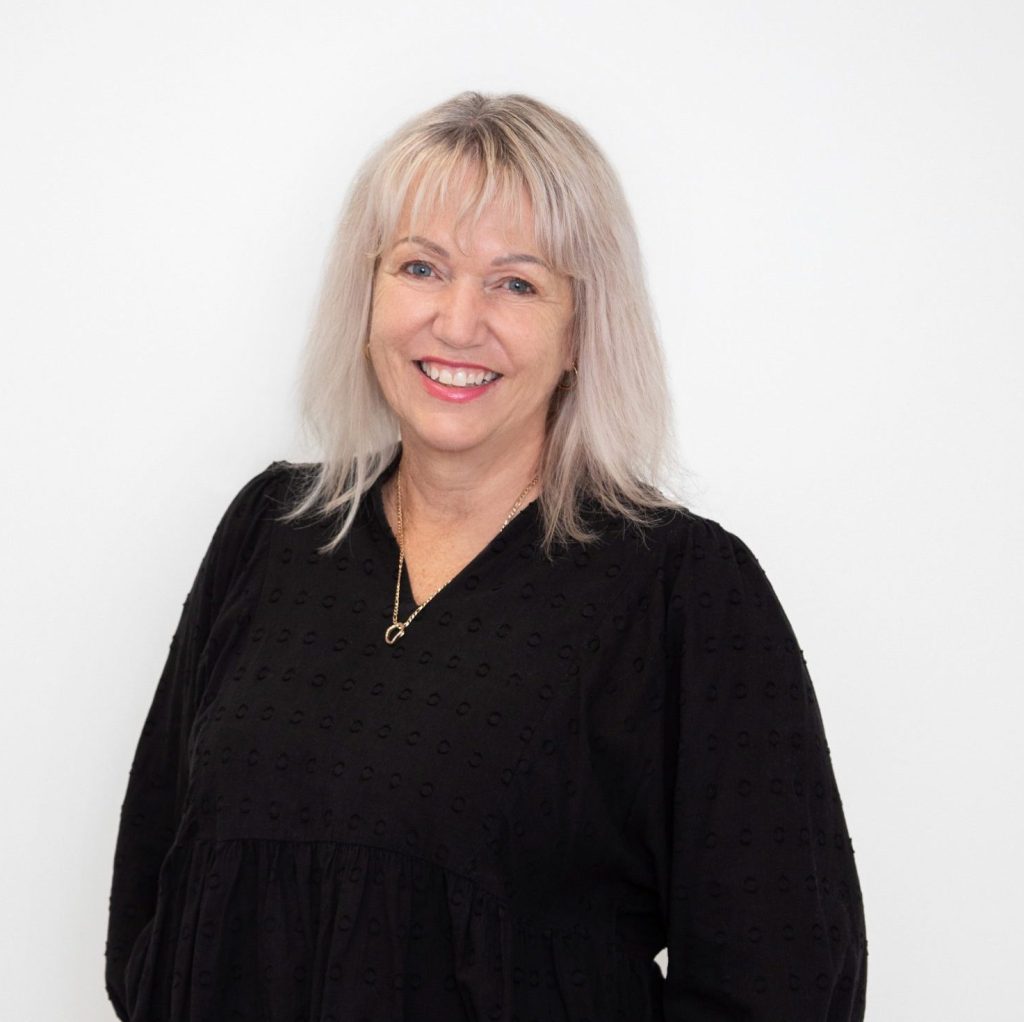 Lianne Eaton